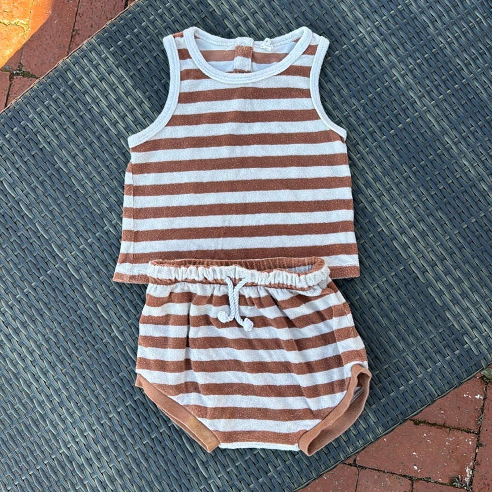 Quincy Mae striped terry set